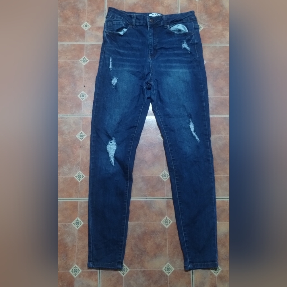 EUC Distressed Blue Women's Jeans Size 13
